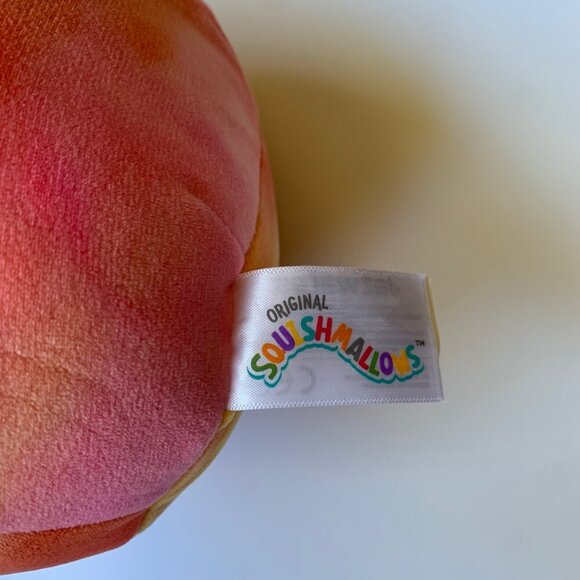 Squishmallows Christmas Citrus Plush – Holiday Grapefruit Slice with Santa Hat - Picture 3 of 4